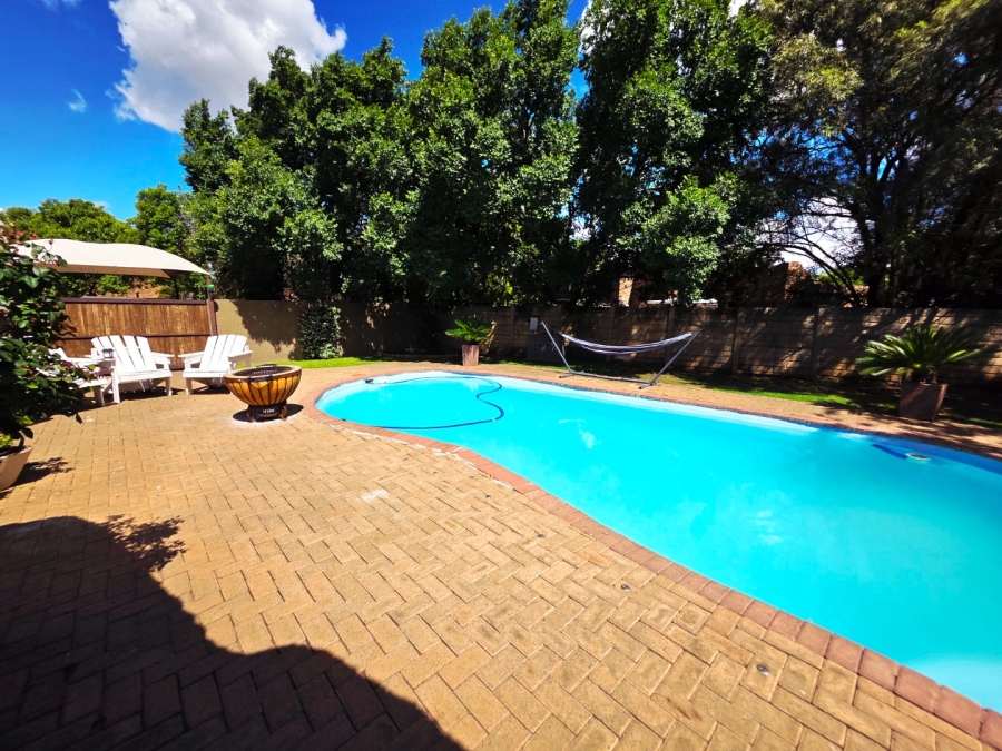 3 Bedroom Property for Sale in Pellissier Free State